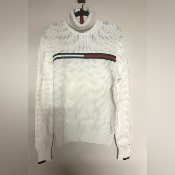 Brand new with tag Mens Tommy Hilfiger sweater - Picture 1 of 5